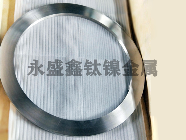 鈦鍛環 
